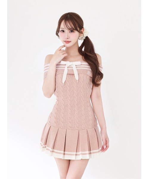 Darich オフショルダーリボン付きミニワンピース Darich（ダーリッチ） ワンピース オフショルリボンラインプリーツ