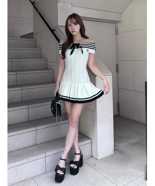 Darich（ダーリッチ） ワンピース オフショルリボンラインプリーツ