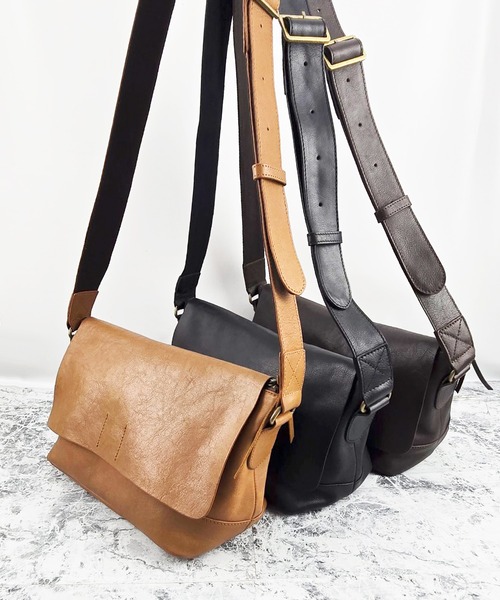 BICASH（ビカーシ） ショルダーバッグ 「BICASH/ビカーシ」レザー