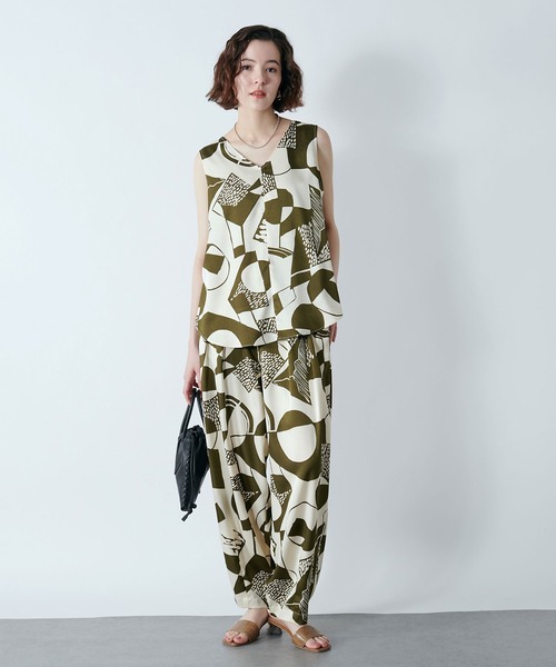 ブラウス シャツ 「CHIGNON/シニヨン」前後2WAYアート柄ブラウス レディース TITE IN THE STORE ブラウス シャツ 「CHIGNON/シニヨン」前後