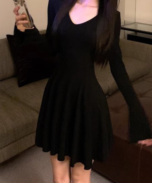 leune（ルネ） ワンピース フレアスリーブVネックリブワンピース