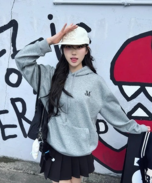 MUCENT（ムセント） パーカー 「日本未発売/WEB限定」/ロゴ刺繍