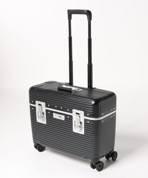 innovator イノベーター ソフトスーツケース キャリーケース 30L innovator（イノベーター） スーツケース Pilot Sries パイロット 30L