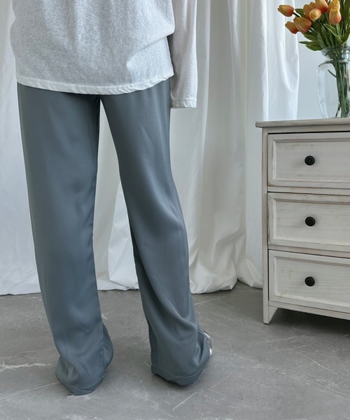 【Simkhai】 Malcolmサテンワイドレッグパンツ SIMKHAI サテン ワイドレッグパンツ | THE OUTNET (アウトネット)