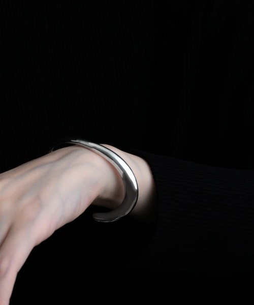 YArKA バングル 「YArKA/ヤーカ」amorphous shape and thickness