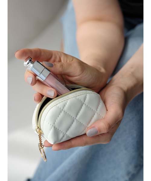 Wallet QUILTING shoulder ポーチ付き／white ZAKKA-BOX（ザッカボックス） ポーチ キルティングミニポーチ
