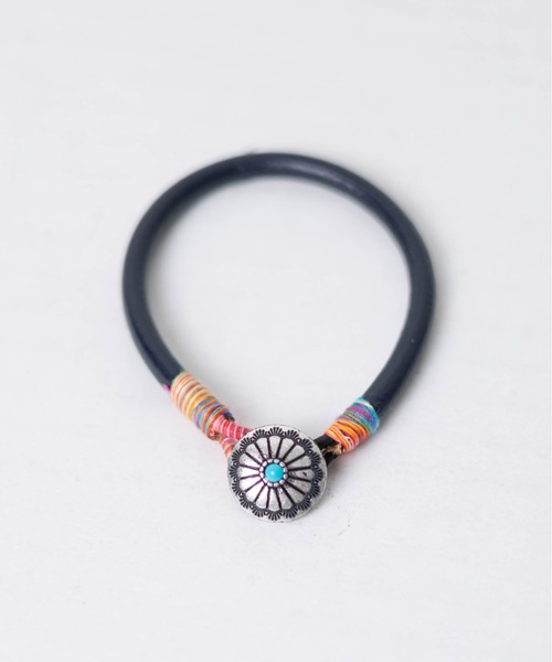 コンチョブレスレット LEATHER CONCHO BRACELET(3重巻レザーコンチョブレスレット) ｜COLOR