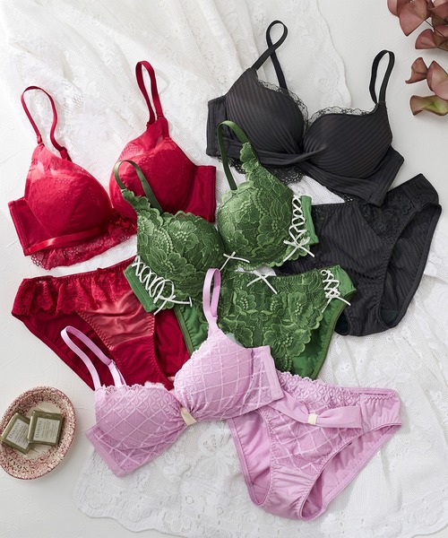 ブラジャー ショーツセット 「L字ワイヤーでしっかり谷間メイク