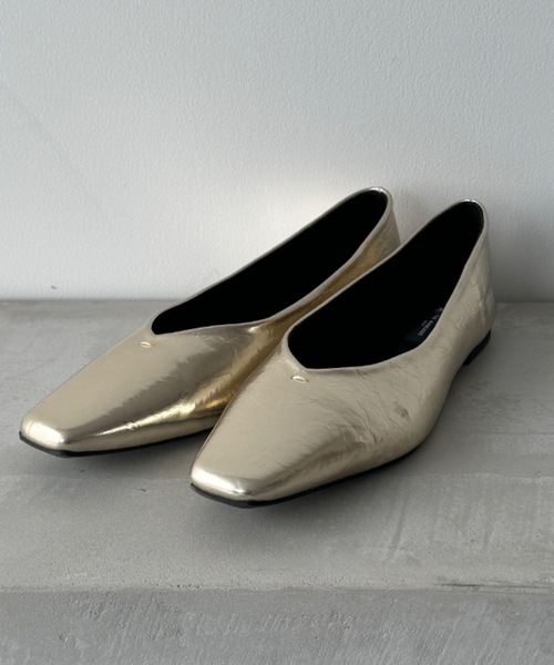 Think! パンプス r3209_800gd5.jpg?v=1752655474&
