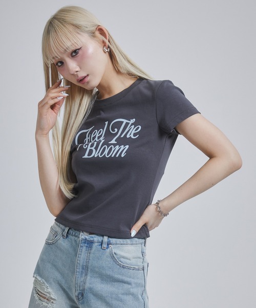 ENVYM tシャツ フロッキープリントロゴTシャツ レディース