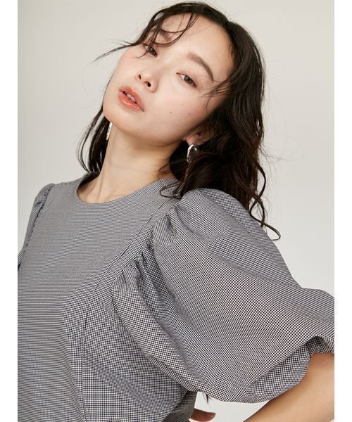 ⭐︎アビー☆新品　emmi（エミ） パフスリーブサッカーワンピース パフスリーブサッカーワンピース（マキシ丈/ロングワンピース