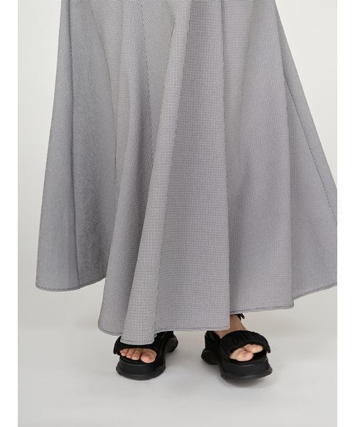 ⭐︎アビー☆新品　emmi（エミ） パフスリーブサッカーワンピース パフスリーブサッカーワンピース(カットワンピース)｜ワンピース