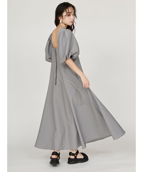 ⭐︎アビー☆新品　emmi（エミ） パフスリーブサッカーワンピース パフスリーブサッカーワンピース（マキシ丈/ロングワンピース