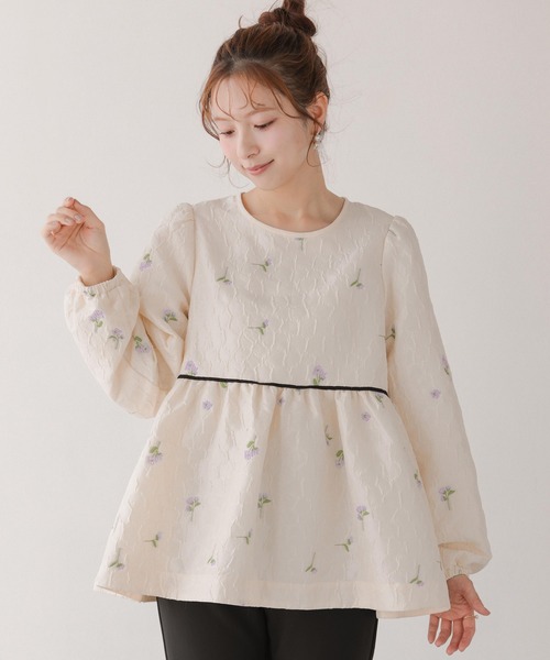 Fit more フラワージャガードペプラムトップス レディース