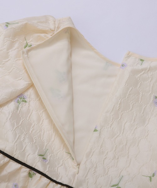 Fit more フラワージャガードペプラムトップス レディース