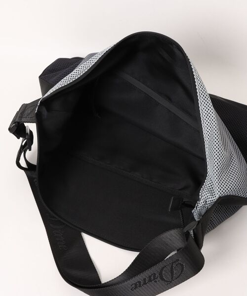 ショルダーバッグ Dime/ダイム/Gradient Messenger Bag メンズ