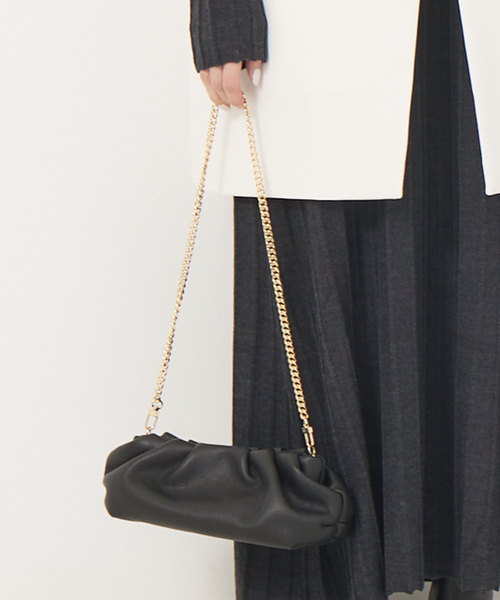 Rouge vif ショルダーバッグ バッグ 「BRENTELLA/ブレンテッラ