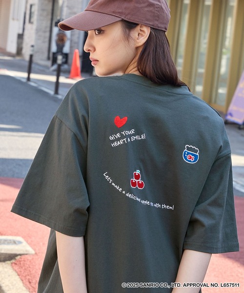 sanrio（サンリオ） tシャツ 半袖 「HELLO KITTY」別注 ハローキティ