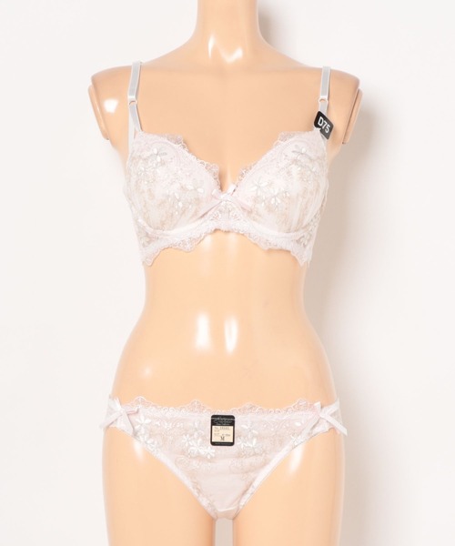 Sanei ブラジャー ショーツセット 「美谷間&丸胸を叶える!ナチュ盛り Sanei ブラジャー ショーツセット 「美谷間&丸胸を叶える!ナチュ盛り