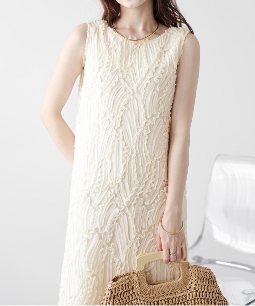 ★セール／即発♪★BCBG Kokoシンメトリーレーストリムワンピ★ セール】レーストリムフラワーパターンミニワンピース