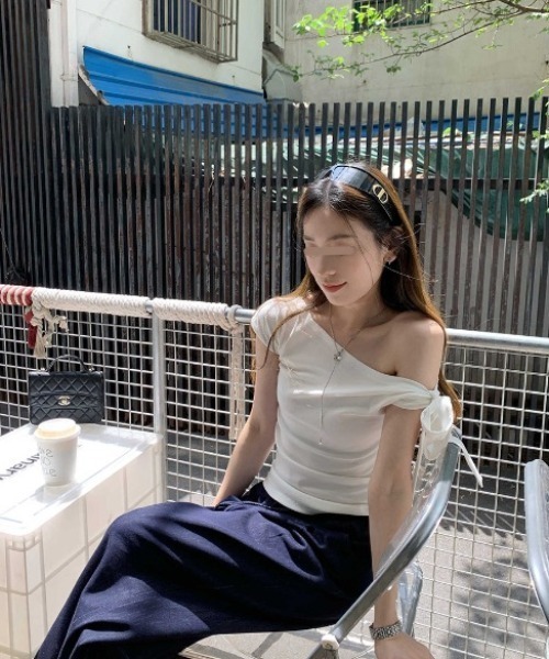 NoBelle tシャツ 2way 肩リボン ワンショルダー Tシャツ無地