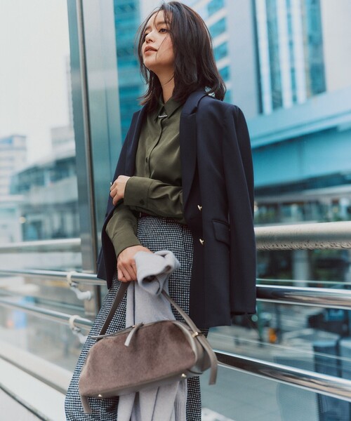 23区（ニジュウサンク） ブラウス シャツ 「見上愛さん着用/Oggi10月号