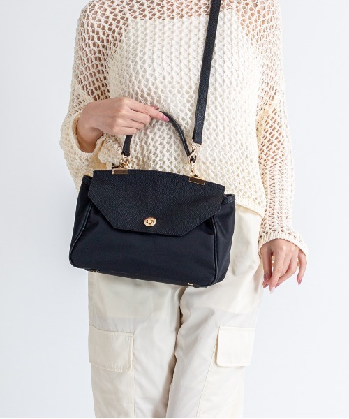 サンヒデアキミハラ 革 BAG ショルダーバッグ 3 SAN HIDEAKI М SAN HIDEAKI MIHARA（サンヒデアキミハラ） バッグ 中綿ショルダー