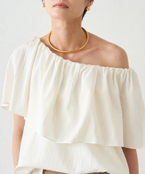 24SS Loungedress ラウンジドレス ティアードブラウス トップス Loungedress（ラウンジドレス） ブラウス シャツ フリルオフショル