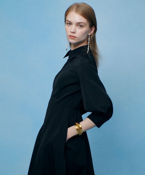 シャツワンピース 「LOULOU WILLOUGHBY」タックパフシャツワンピースの画像