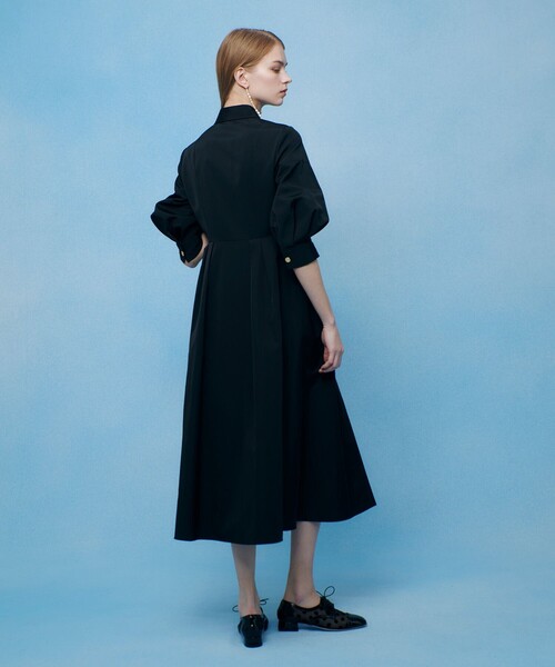 シャツワンピース 「LOULOU WILLOUGHBY」タックパフシャツワンピースの画像