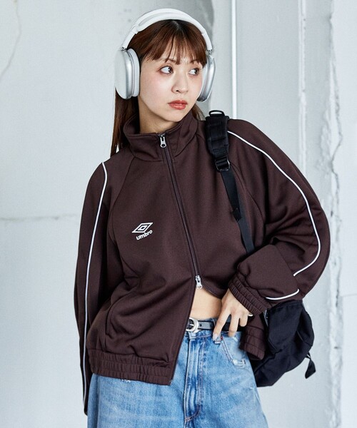 「UMBRO」 ジャージブルゾン フリ- ブラウン レディース