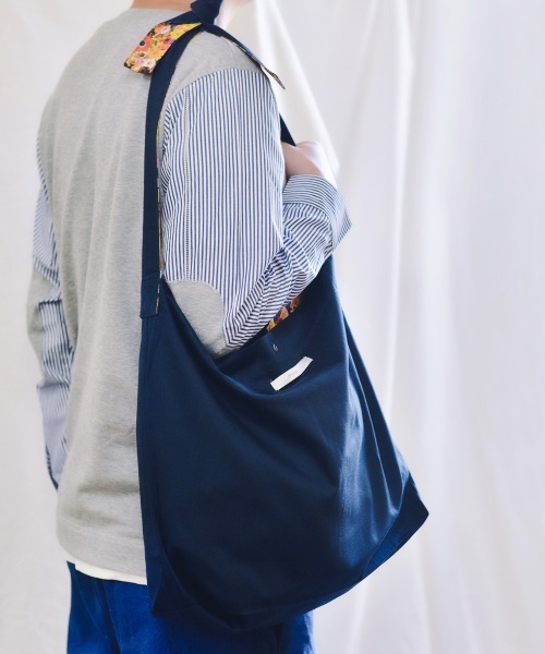 rehacer（レアセル） ショルダーバッグ : Flower Grocery Bag Made in