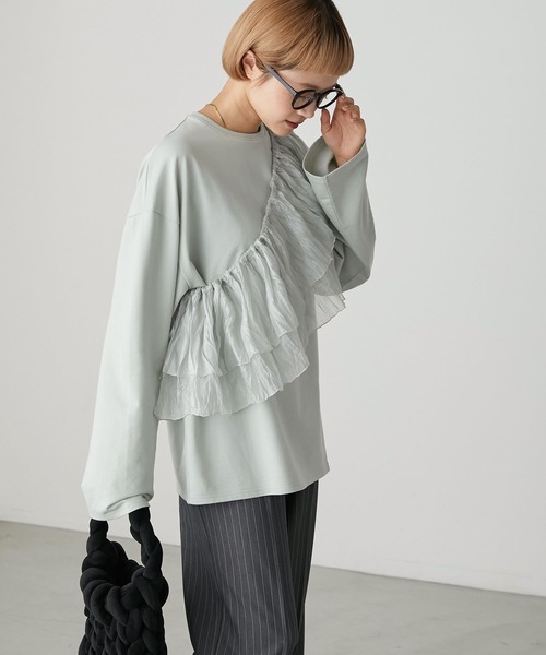 新品未使用タグ付き！オブリ☆OBLI フリル付きホワイトスウェット アームフリルスウェット（スウェット）｜Olu.（オルドット）の