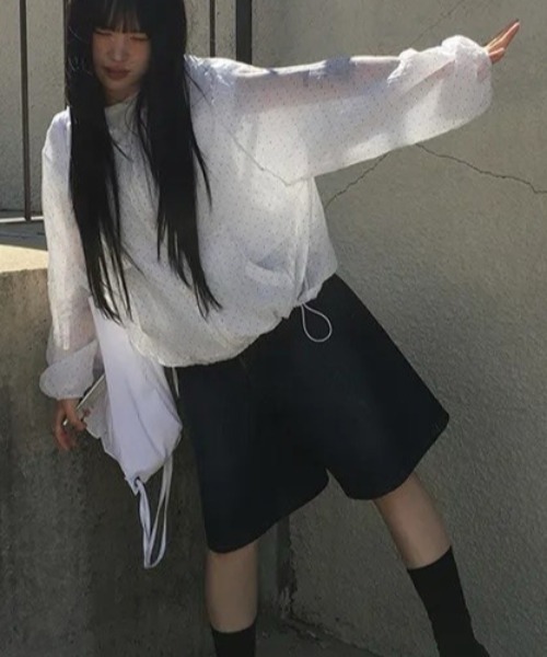 LYEON（リヨン） パーカー ドット柄フリルフードブルゾン/シアールーズ