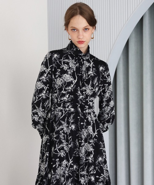 「AND COUTURE」 長袖ワンピース MEDIUM ブラック レディースの画像