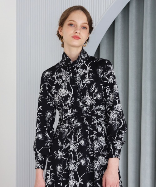 「AND COUTURE」 長袖ワンピース MEDIUM ブラック レディースの画像