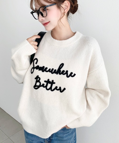 moment+ ニット セーター コードロゴ刺繍ニットプルオーバー