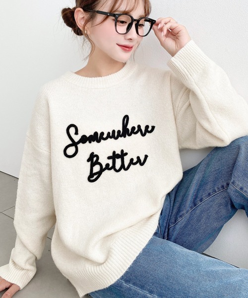 moment+ ニット セーター コードロゴ刺繍ニットプルオーバー