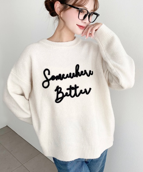 moment+ ニット セーター コードロゴ刺繍ニットプルオーバー