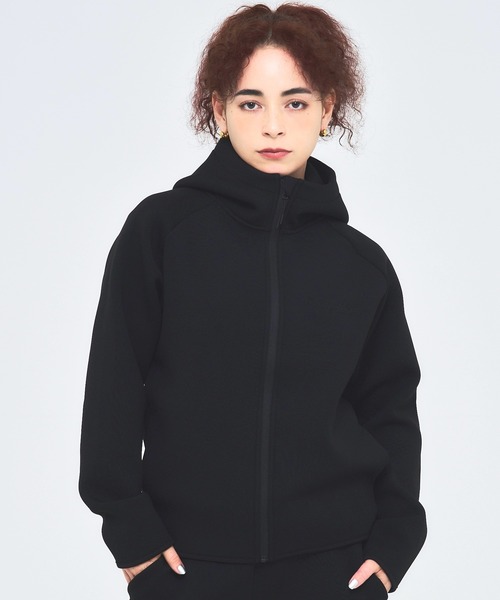 EMMA NOVEMBER（エマノーヴェンバー） パーカー Embroidery ダンボール