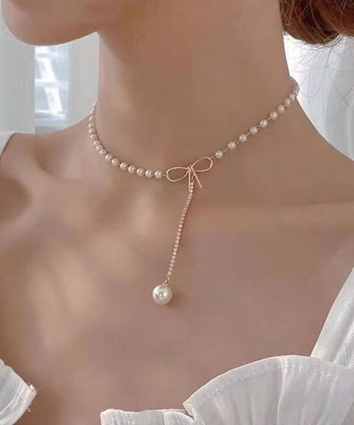 FOXEY ♡美品♡ラインストーンリボンモチーフ ネックレス TONE SELECT GOODS ネックレス 「float」リボン モチーフ パール