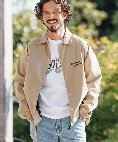 NEW ERA 美品　ベージュ コーチジャケット XL NEW ERA（ニューエラ） ナイロンジャケット ニューエラアウトドア