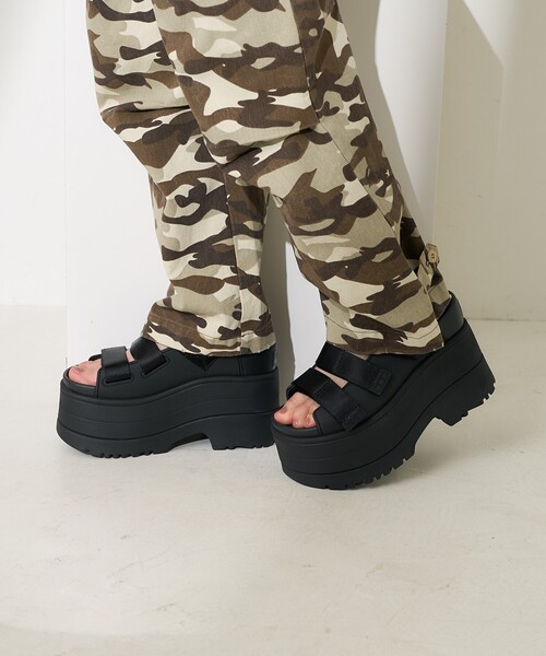 セール中！値下げ可能！ugg ゴールデンライズ　GoldenRise 23.0 UGG Australia サンダル W GOLDENRISE / アグ ゴールデンライズ