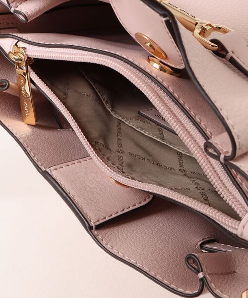 MICHAEL KORS（マイケルコース） ショルダーバッグ バッグ CARSON MD