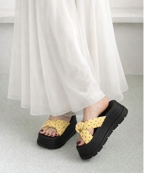Shoes in Closet（シュークロ） 厚底 サンダル ミュール 「完売カラー