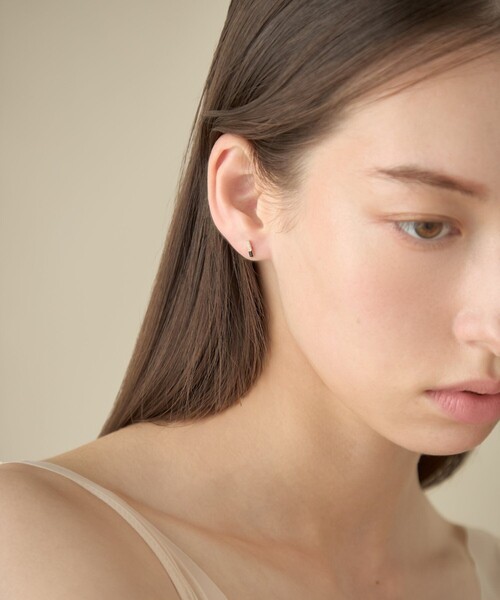 ete bijoux（エテ ビジュー） ピアス 「ピース」 K10YG ダイヤモンド