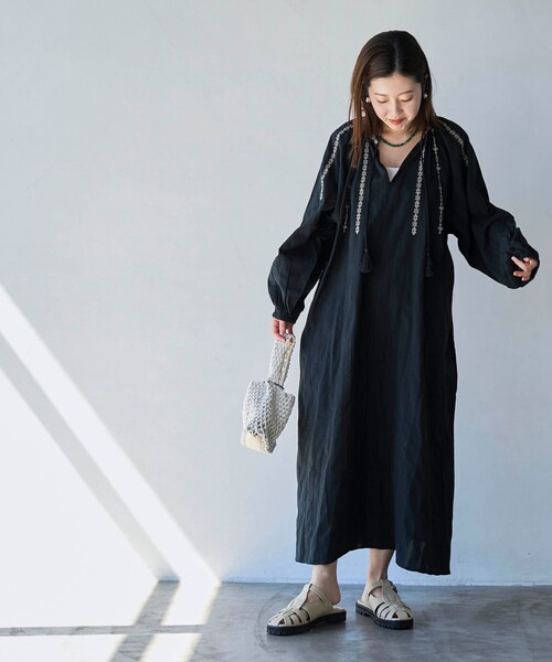 coen（コーエン） ワンピース MARKET（マーケット）配色刺繍カフタン