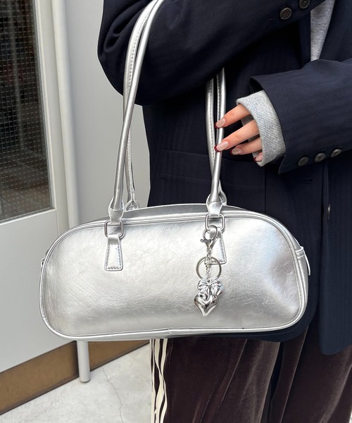 nomnom ショルダーバッグ バッグ 「nomnom」スクエアビッグショルダー