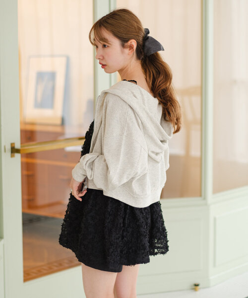 Kastane（カスタネ） チュニック 「前後2WAY」ウェーブ刺繍チュール
