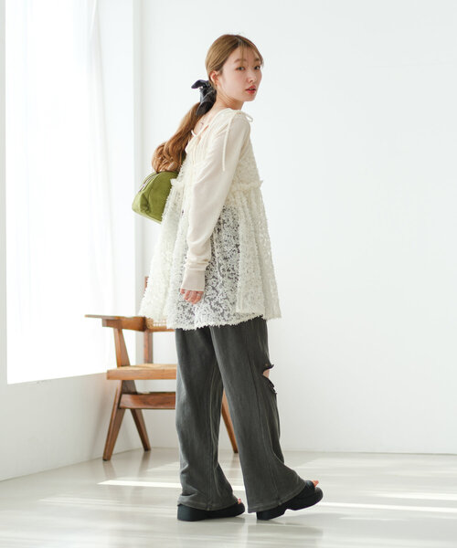 Kastane ウェーブ刺繍チュールチュニック アイボリー Kastane チュニック 「前後2WAY」ウェーブ刺繍チュール